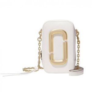 MARC JACOBS THE HOTSHOT